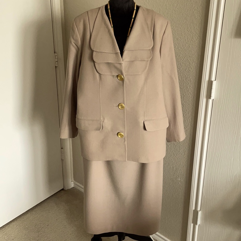 Ladies 2-pc skirt set